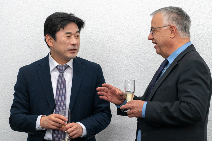 Letter-of-intent-signing-at-SIPBB-with-Korea-university-medical-center-1